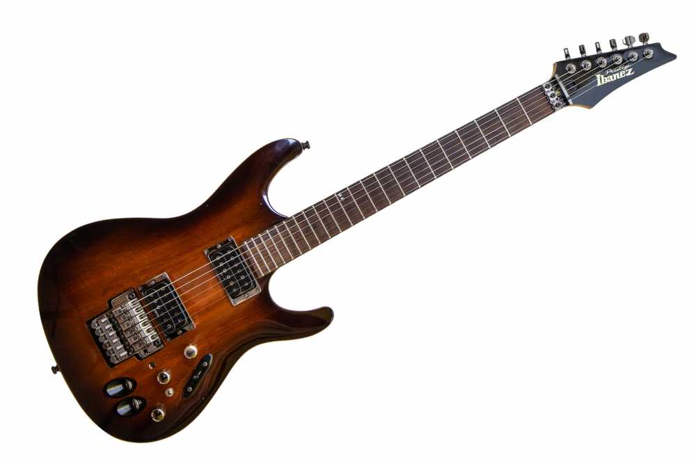 Decybelix: Ibanez Prestige Saber 2020XAV – gitara elektryczna