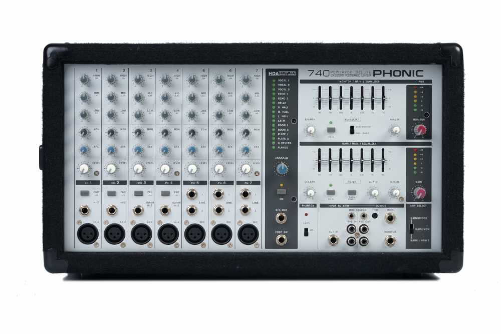Phonic Powerpod  Deluxe 740