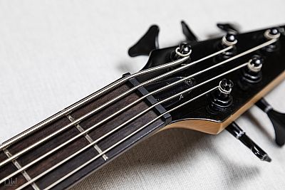 Hohner B Bass V